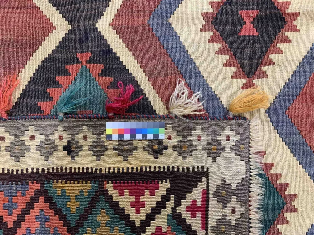 handgewebter-kelim-290-x-157-cm-wende-design-tradition-aus-fars-ideal-6 Persian Rug Fars 290 x 157 cm Wool Hand-woven