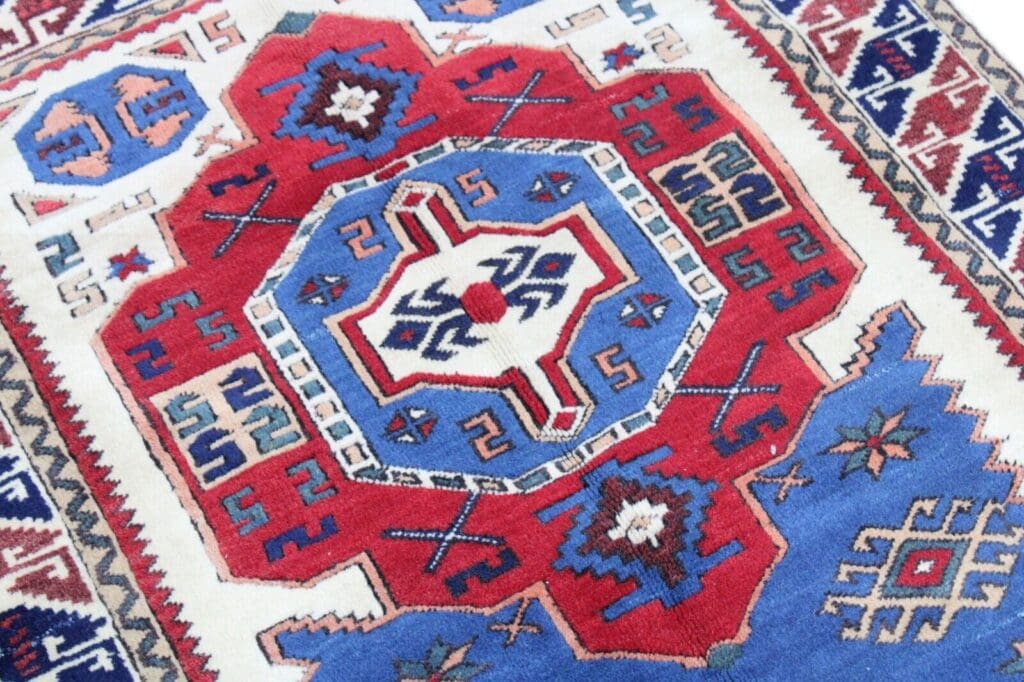 original-pakistan-teppich-kazak-170x100-cm-top-zustand-handgeknupft-1-5 Oriental Rug Kazak 184 x 122 cm Wool Hand-knotted