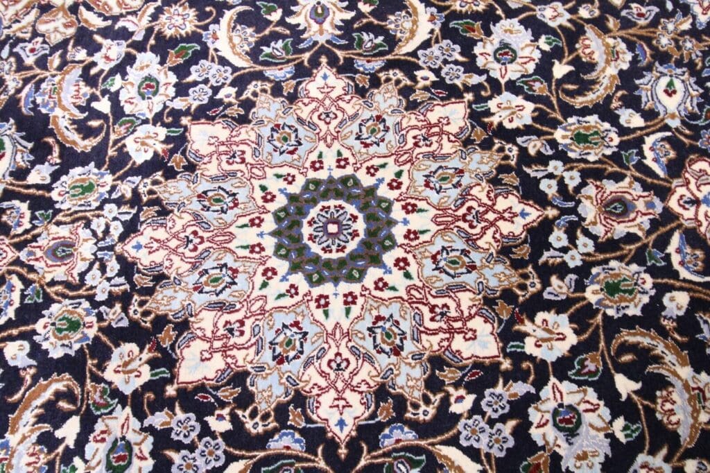 Persian Rug Nain 184x122 cm Wool Hand-knotted