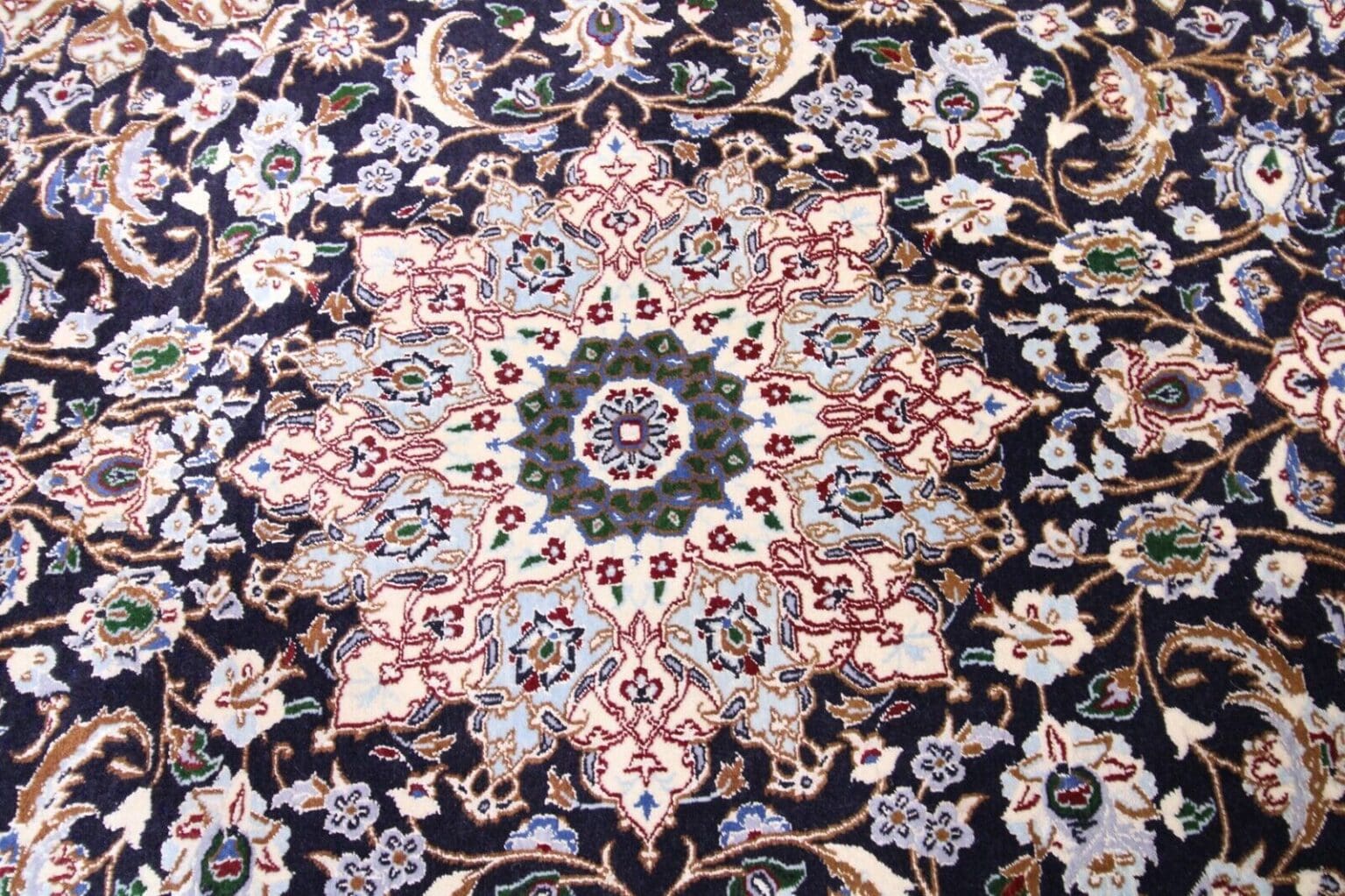 Persian Rug Nain 184x122 cm Wool Hand-knotted