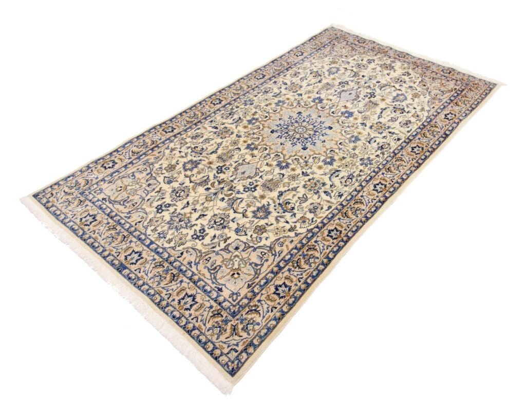 Persian Rug Nain 184 x 122 cm Wool Hand-knotted