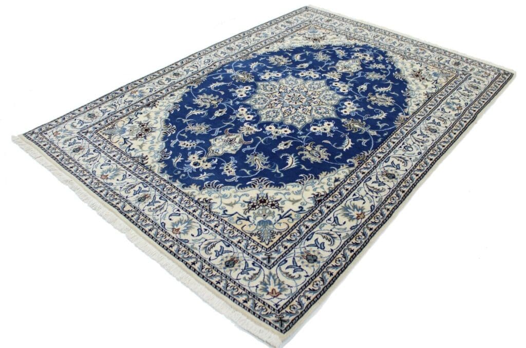 Persian Rug Nain 237 x 170 cm Wool Hand-knotted