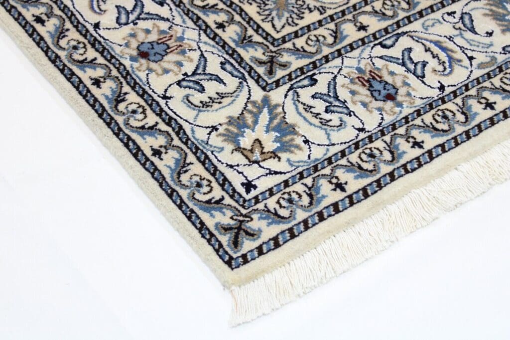 Persian Rug Nain 240 x 169 cm Wool Hand-knotted