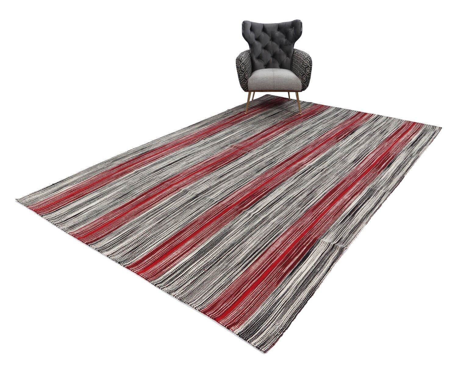 Oriental Rug 330 x 217 cm Wool Hand-woven