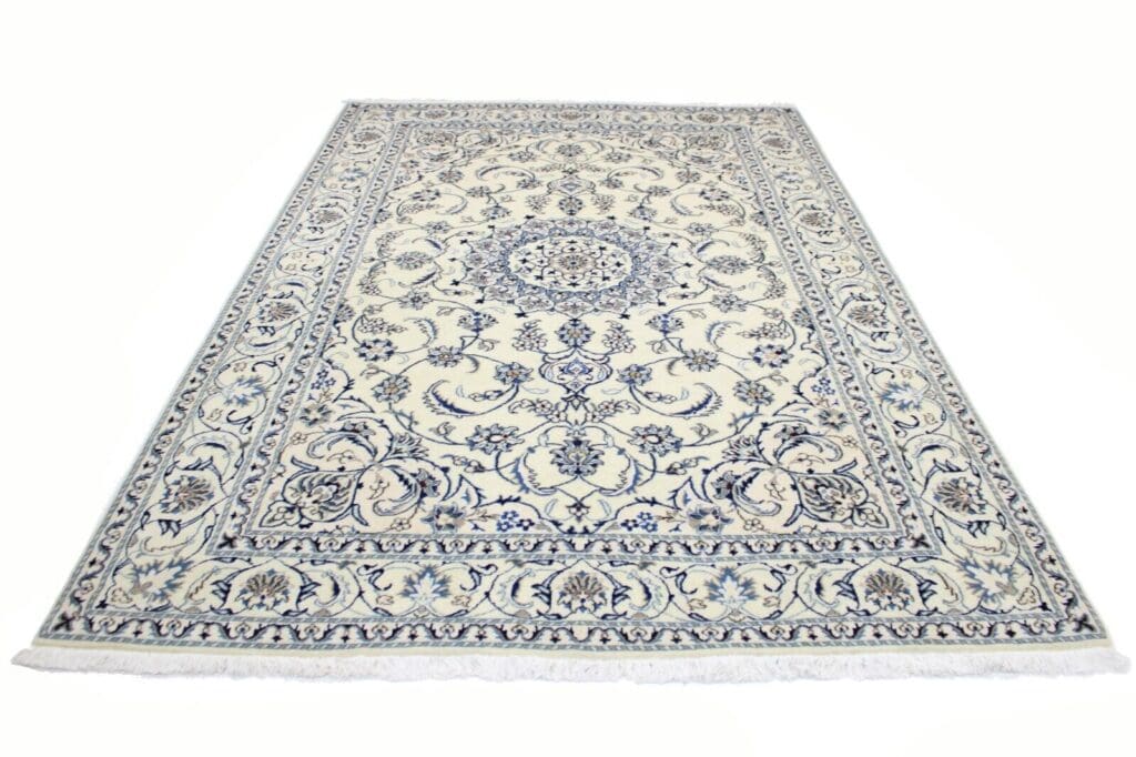 Persian Rug Nain 297 x 198 cm Wool Hand-knotted