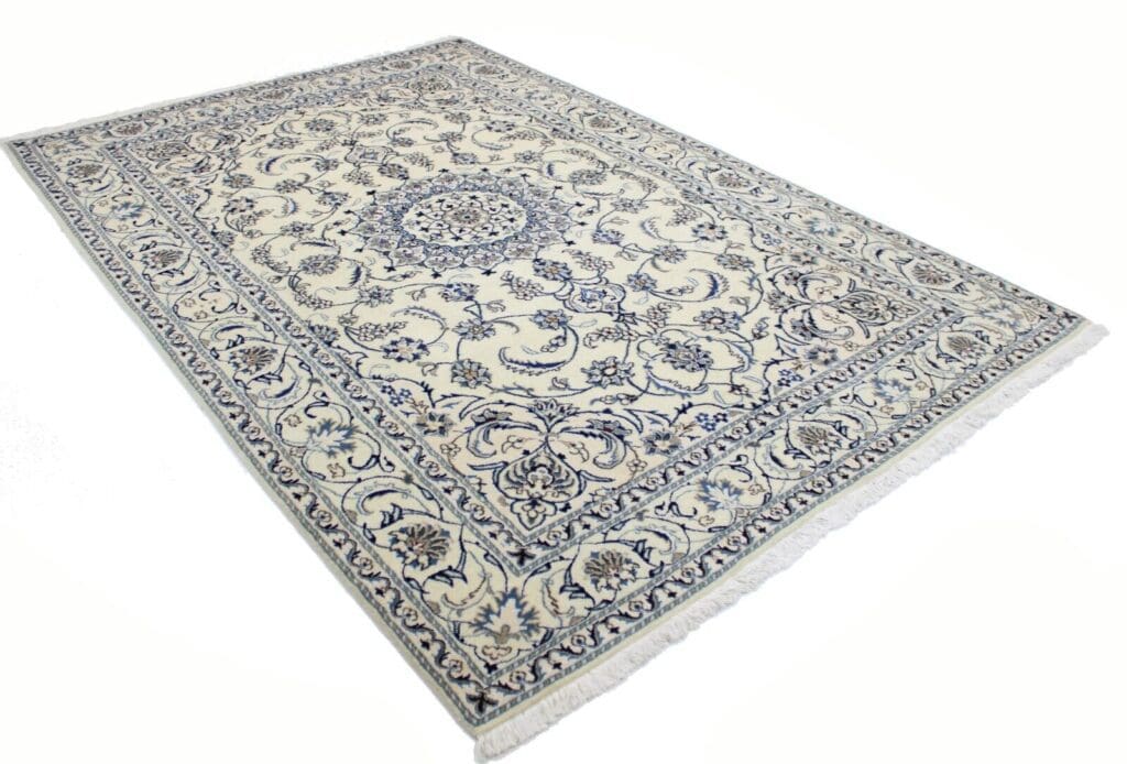 Persian Rug Nain 297 x 198 cm Wool Hand-knotted