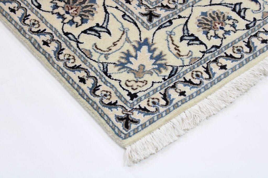 Persian Rug Nain 297 x 198 cm Wool Hand-knotted