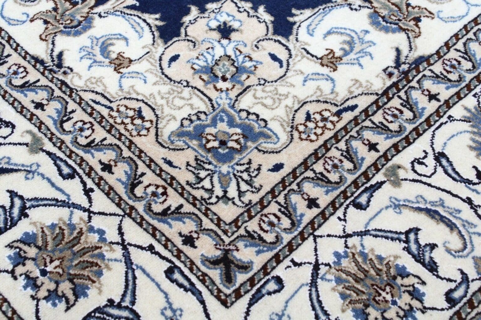 original-perserteppich-nain-300x200-cm-top-zustand-handgeknupft-5 Persian Rug Nain 300 x 200 cm Wool Hand-knotted