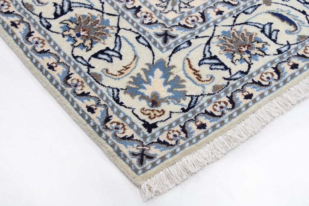Persian Rug Nain 290 x 198 cm Wool Hand-knotted