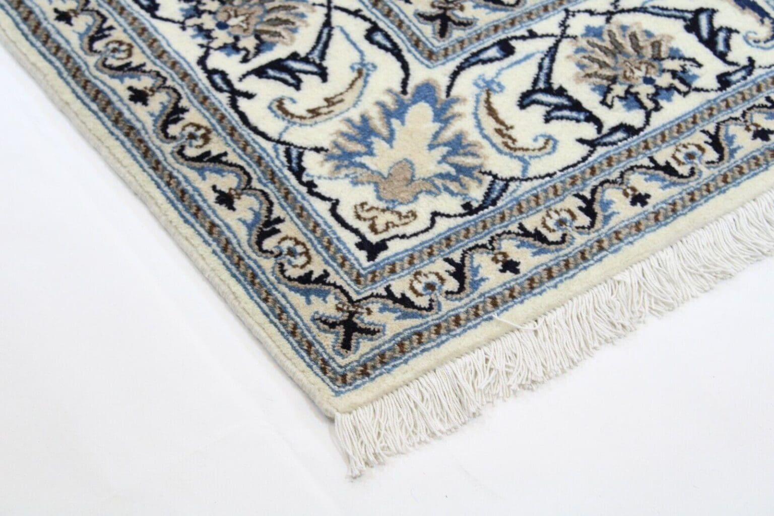 Persian Rug Nain 290 x 202 cm Wool Hand-knotted