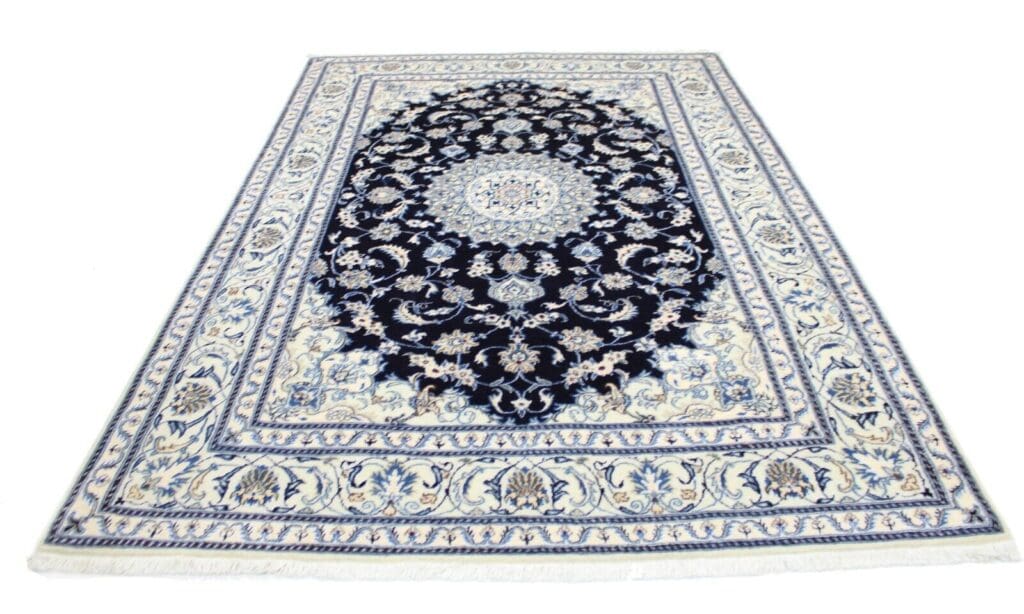 Persian Rug Nain 296 x 195 cm Wool Hand-knotted