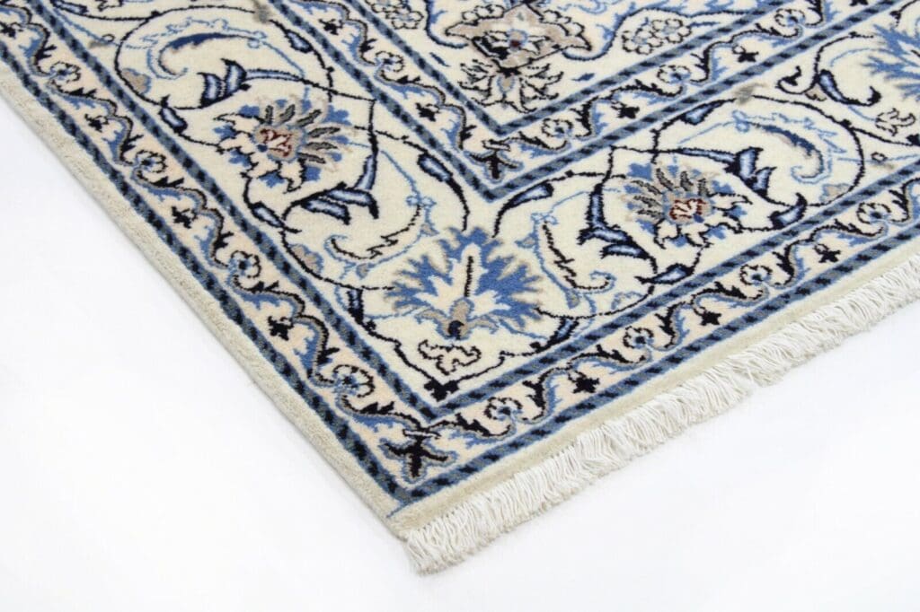 Persian Rug Nain 288 x 198 cm Wool Hand-knotted