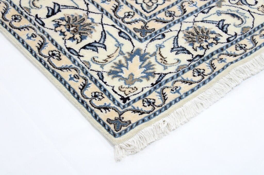 Persian Rug Nain 299 x 195 cm Wool Hand-knotted