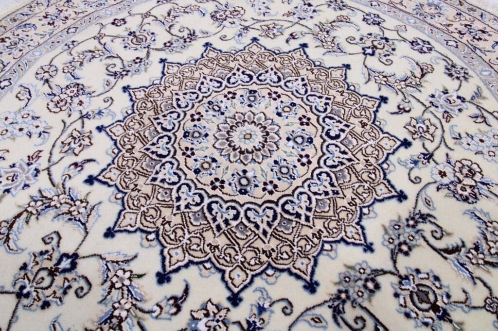 Persian Rug Nain 9La 150x150 cm Silk Hand-knotted