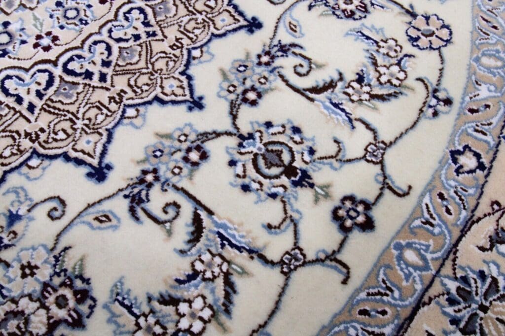 Persian Rug Nain 9La 150x150 cm Silk Hand-knotted