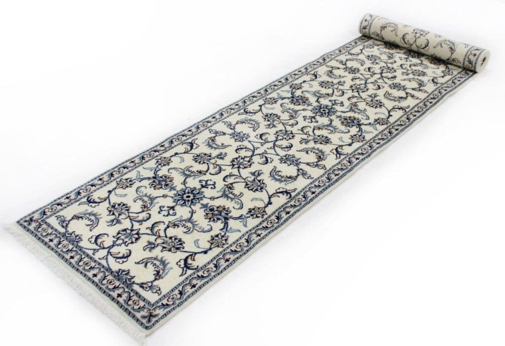 Persian Rug Nain 383 x 78 cm Wool Hand-knotted