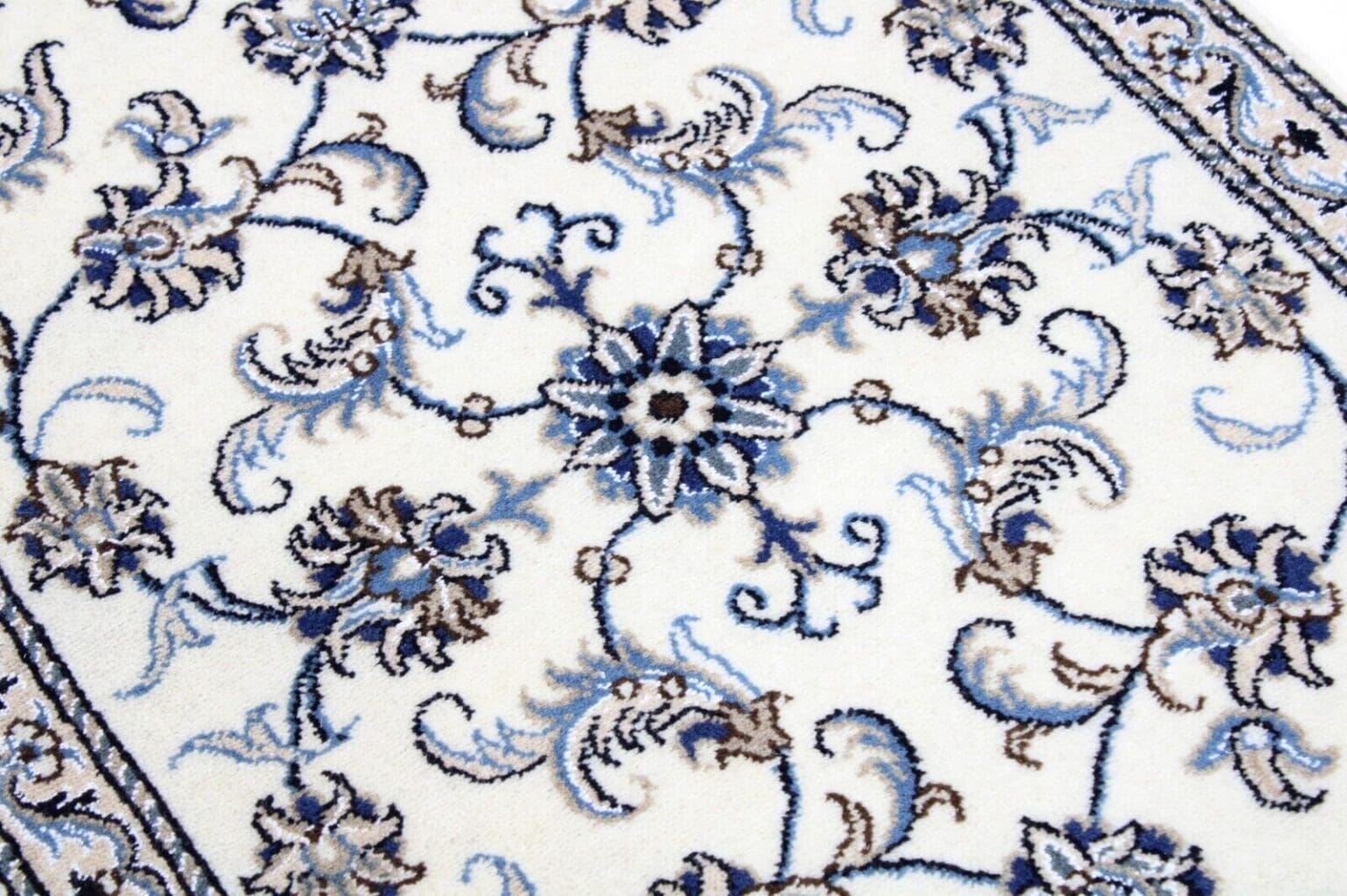 Persian Rug Nain 385 x 77 cm Wool Hand-knotted