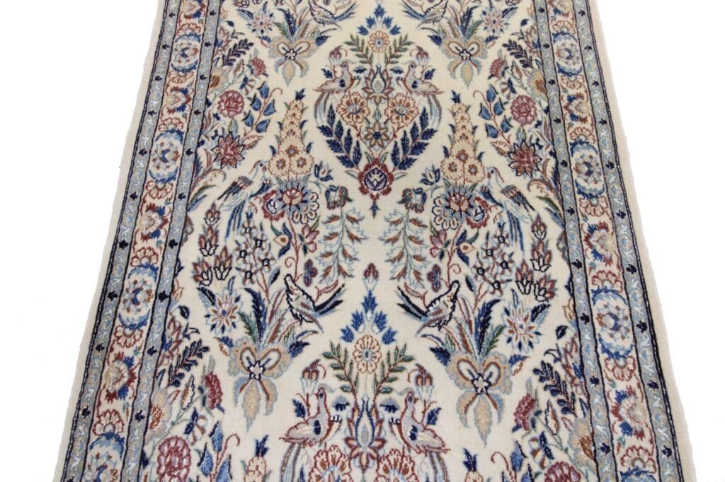 perserteppich-350x85-cm-nain-9la-seide-handgeknupft-orientteppich-5 Persian Rug Nain 350 x 85 cm Silk Hand-knotted