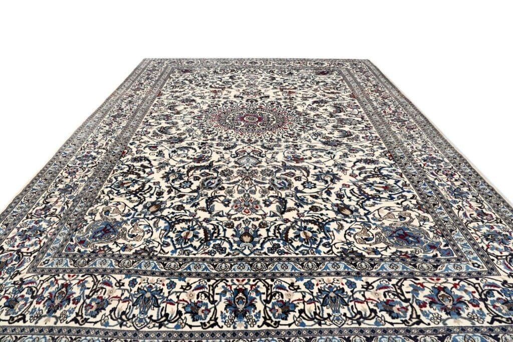 Persian Rug Nain 390 x 297 cm Silk Hand-knotted