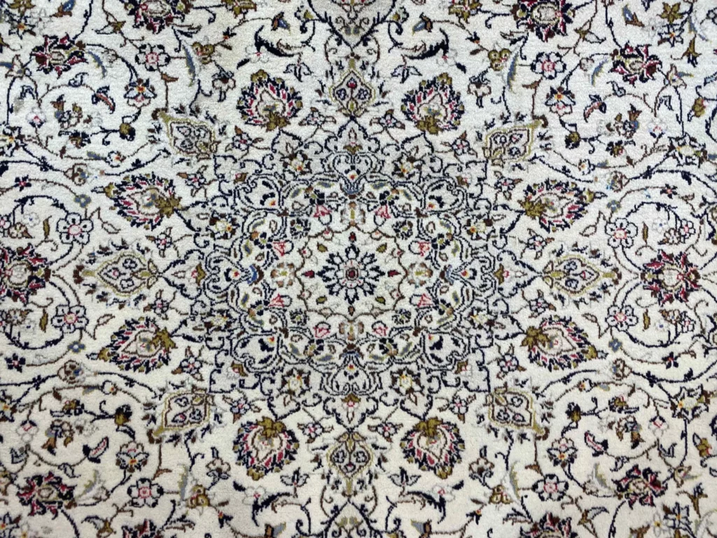 Persian Rug Kashan 349 x 247 cm Wool Hand-knotted