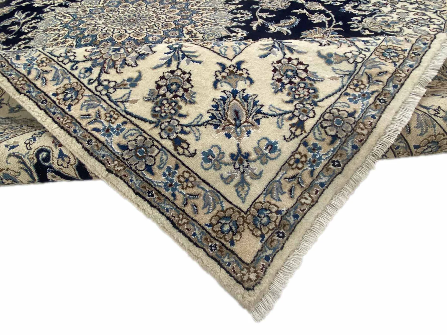 Persian Rug Nain 298 x 246 cm Wool Hand-knotted