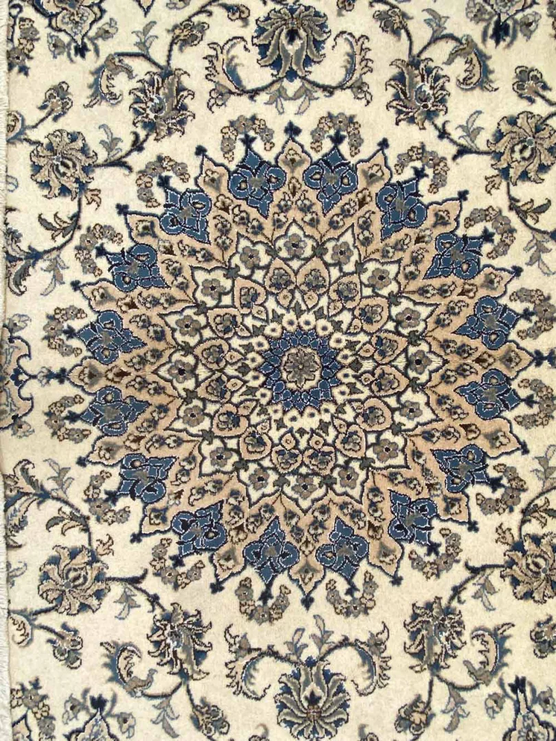 handgeknupfter-nain-300-x-240-cm-4-lah-florales-design-orientteppich-5 Persian Rug Nain 300 x 240 cm Wool Hand-knotted