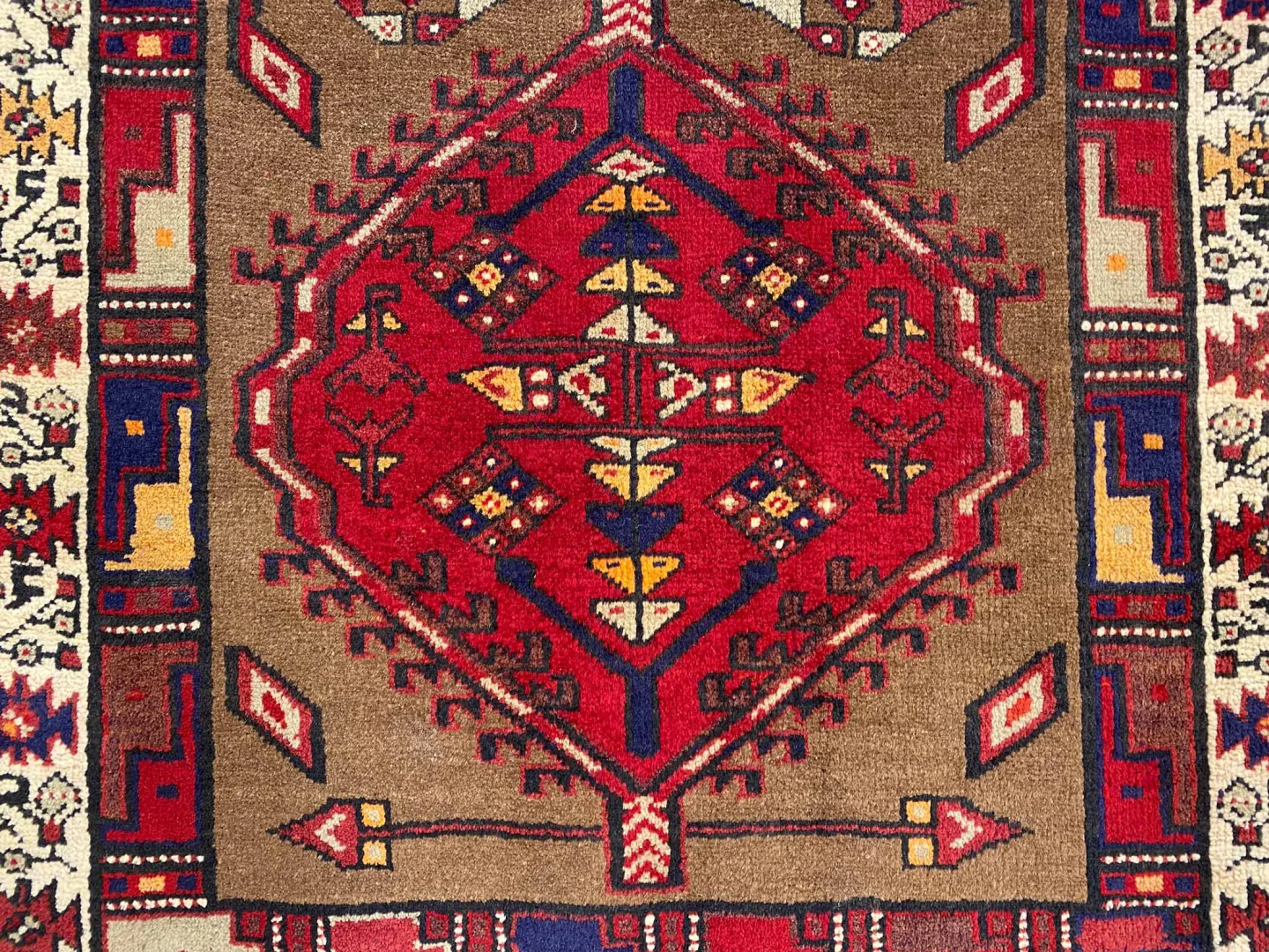 Persian Rug Meshkin 326 x 108 cm Wool Hand-knotted