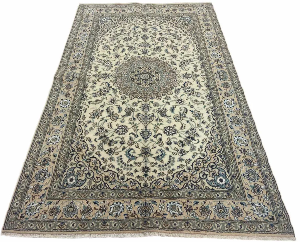 Persian Rug Nain 247 x 152 cm Wool Hand-knotted