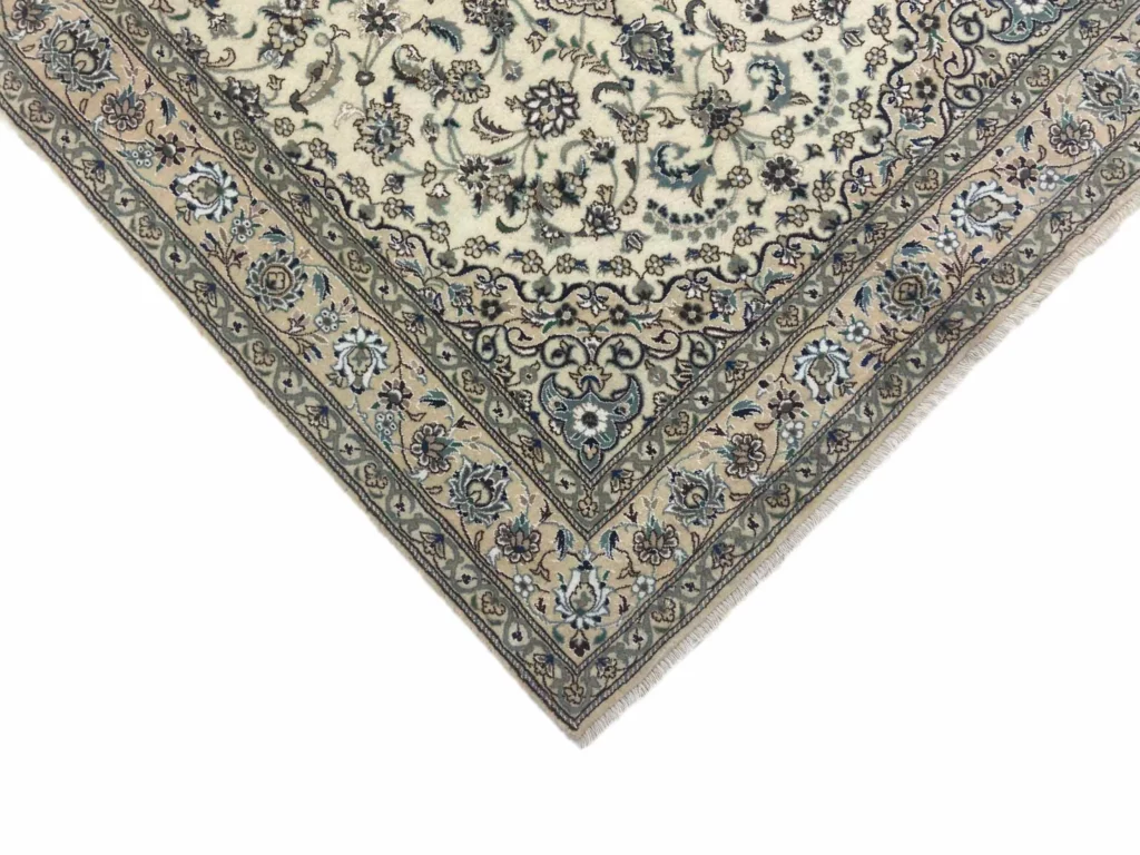 Persian Rug Nain 247 x 152 cm Wool Hand-knotted