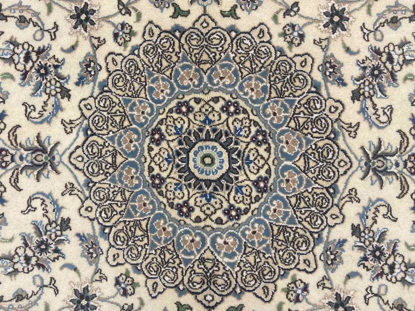 Persian Rug Nain 255x157 cm Wool Hand-knotted