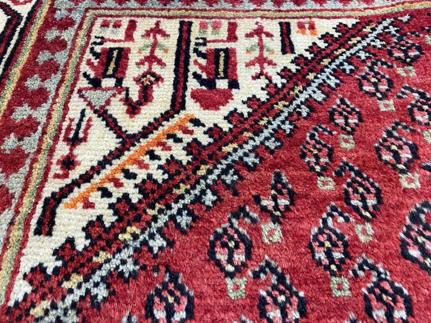 Persian Rug Sarouk 168 x 107 cm Wool Hand-knotted