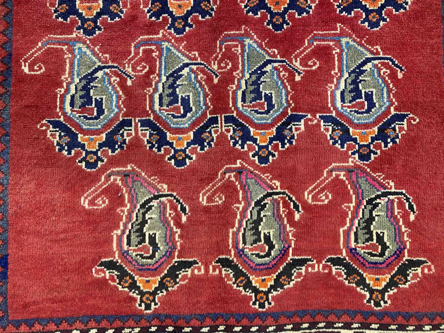 Persian Rug Shiraz 223 x 128 cm Wool Hand-knotted