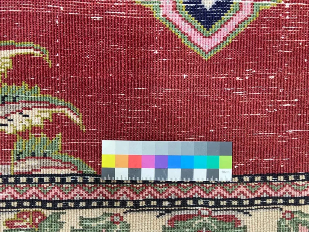 Persian Rug Qom 122 x 97 cm Wool Hand-knotted