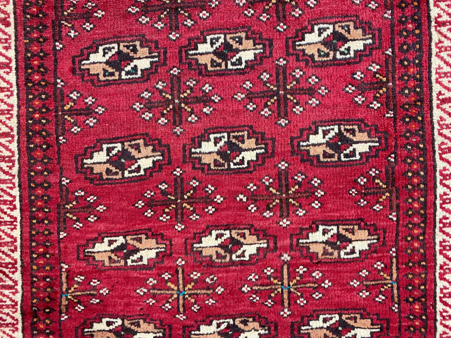 Persian Rug Turkmen 135 x 75 cm Wool Hand-knotted