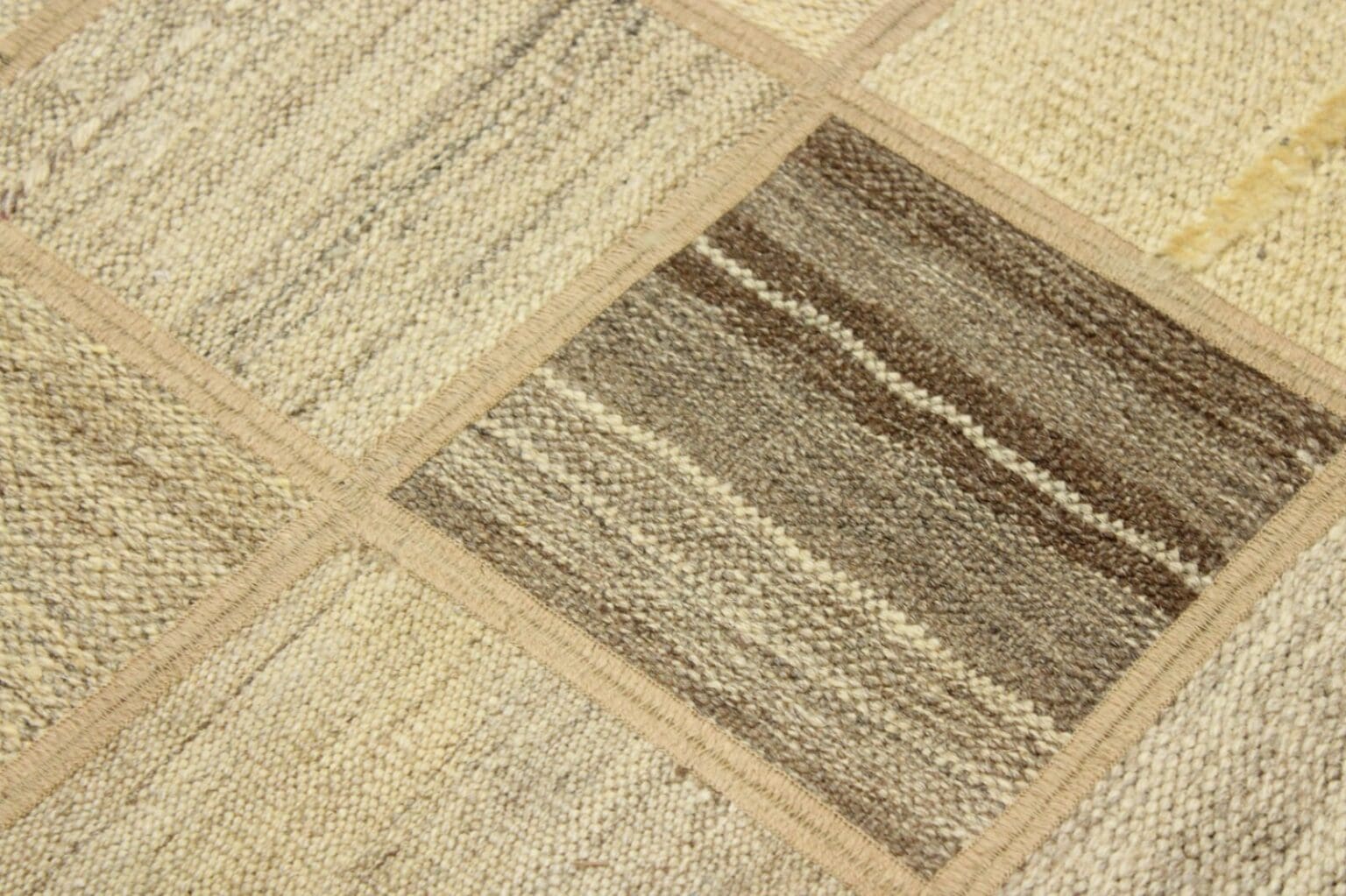 Oriental Rug 199x139 cm Hand-woven