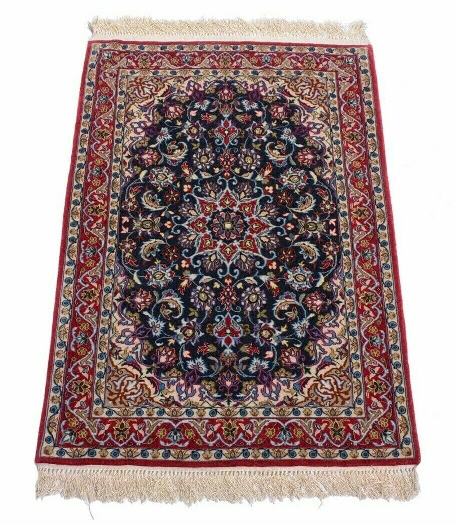 Persian Rug Isfahan 105 x 68 cm Wool Hand-knotted
