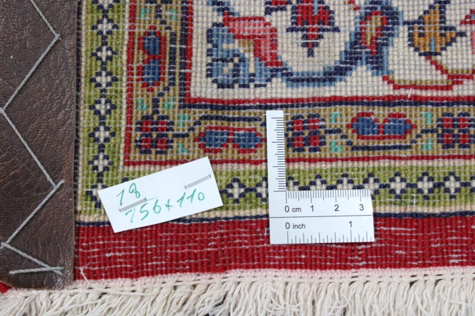 Persian Rug Isfahan 156 x 110 cm Wool Hand-knotted