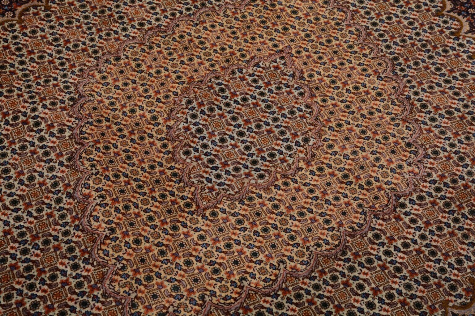 handgeknupfter-orientteppich-tabriz-395x300-cm-550000-knoten-blau-5 Persian Rug Tabriz 395 x 300 cm Wool Hand-knotted
