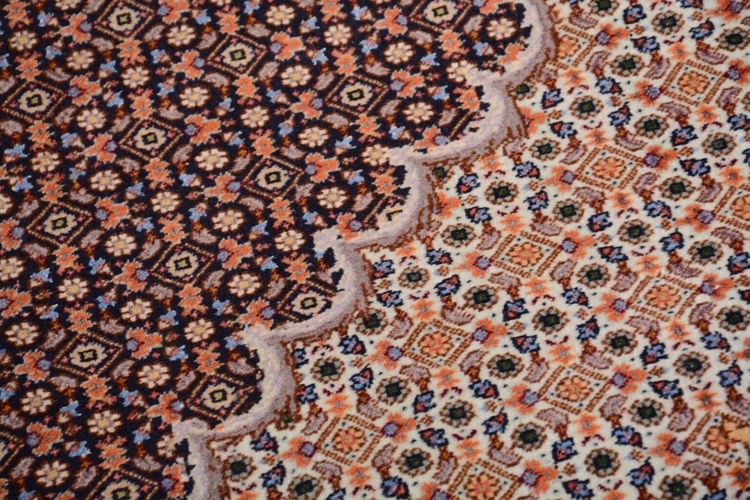 handgeknupfter-orientteppich-tabriz-395x300-cm-550000-knoten-blau-8 Persian Rug Tabriz 395 x 300 cm Wool Hand-knotted