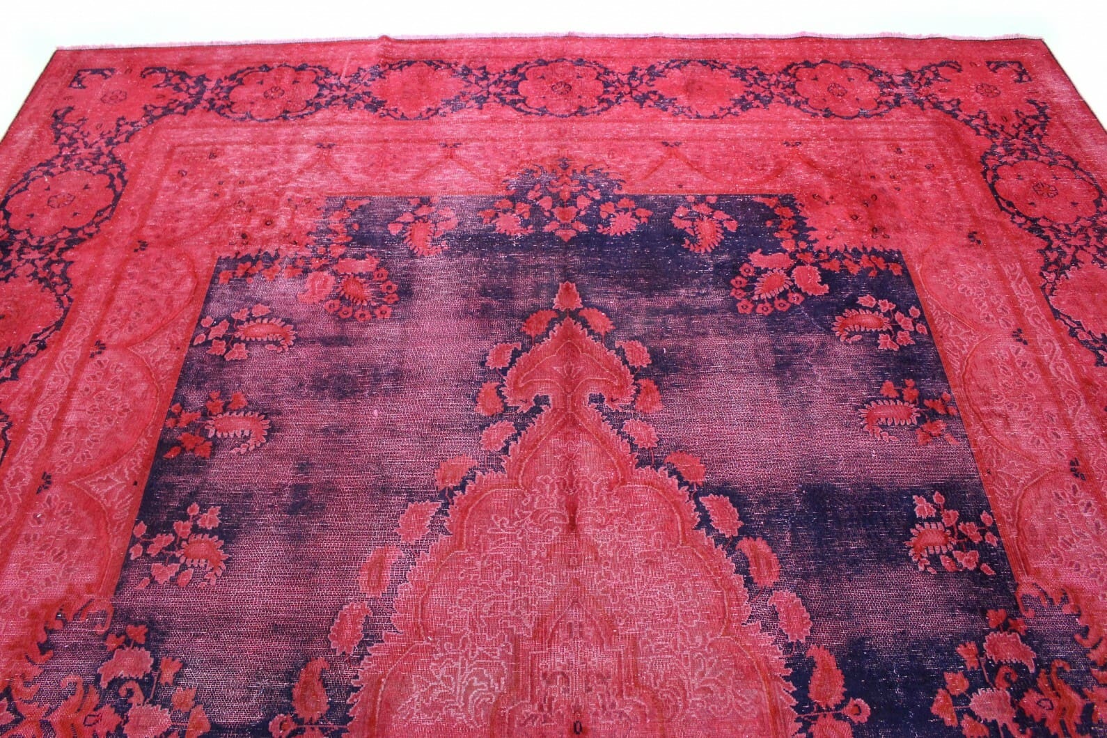 Oriental Oriental Rug from the Orient — 403 × 298 cm