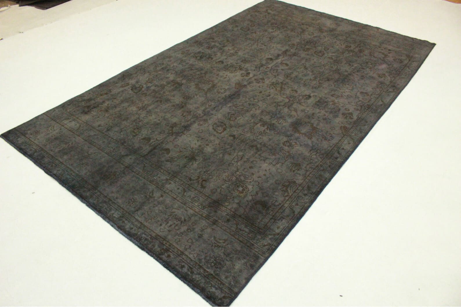 exklusiver-vintage-orientteppich-390x224cm-schwarz-handgeknupft-1 Oriental Rug from the Orient — 388 × 225 cm