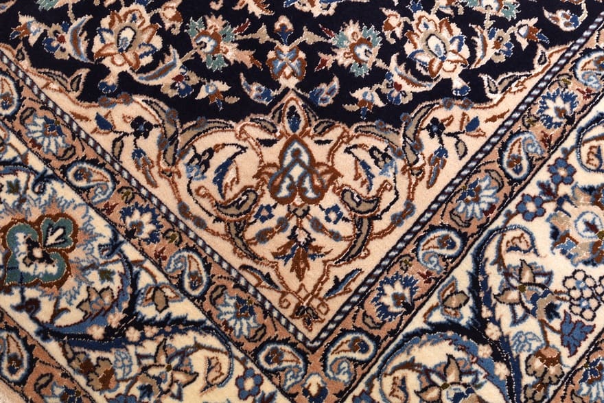 Nain Persian Rug 300 × 208 cm, Wool & Silk, hand-knotted