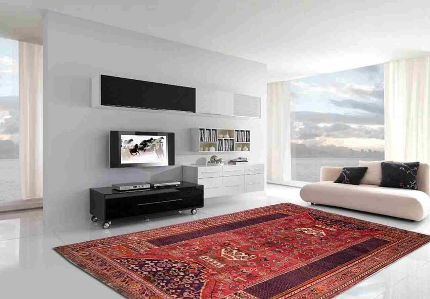 Qashqai Persian Rug 277 × 182 cm, hand-knotted