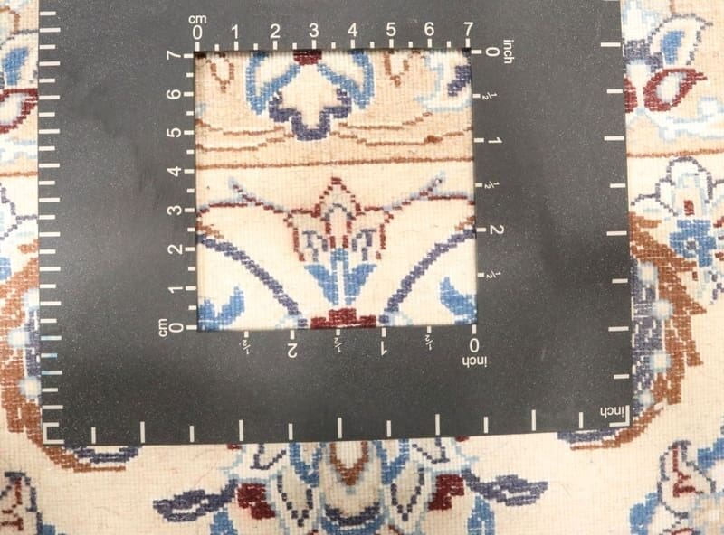 nain-teppich-252x161-cm-640000-knoten-handgeknupft-perserteppich-8-e1750449184854 Hand-Knotted Wool & Silk Nain Persian Rug, 250 × 160 cm