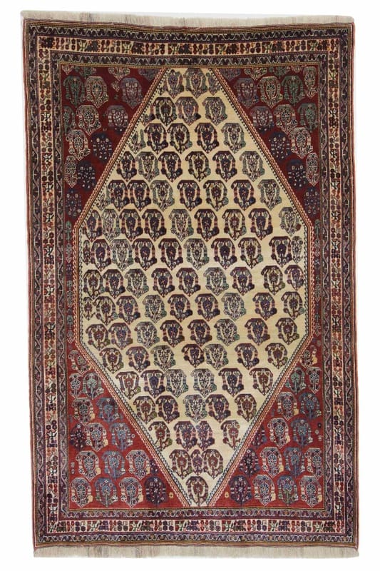 Qashqai Persian Rug 245 × 153 cm, hand-knotted