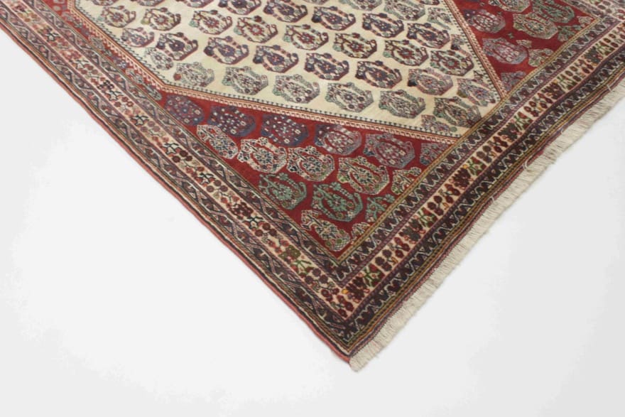 Qashqai Persian Rug 245 × 153 cm, hand-knotted
