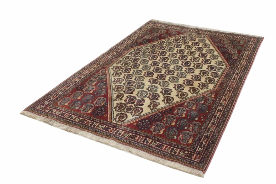 Qashqai Persian Rug 245 × 153 cm, hand-knotted