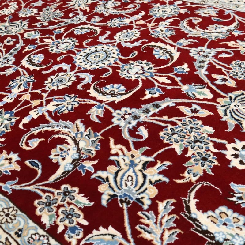 Nain Persian Rug 203 × 135 cm, Wool & Silk, hand-knotted