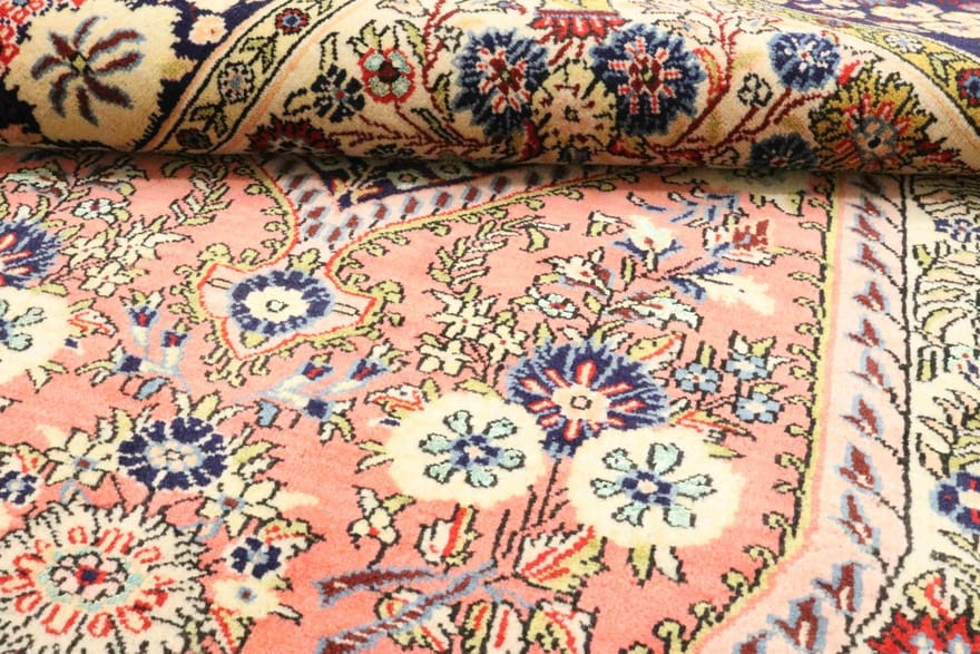 ghom-teppich-207x137-cm-edel-100-seide-handgeknupft-5 Hand-Knotted Wool & Silk Qom Persian Rug, 205 × 136 cm