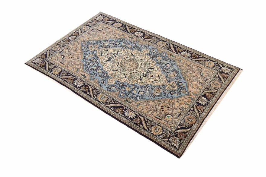 Qom Persian Rug 213 × 136 cm, Wool & Silk, hand-knotted